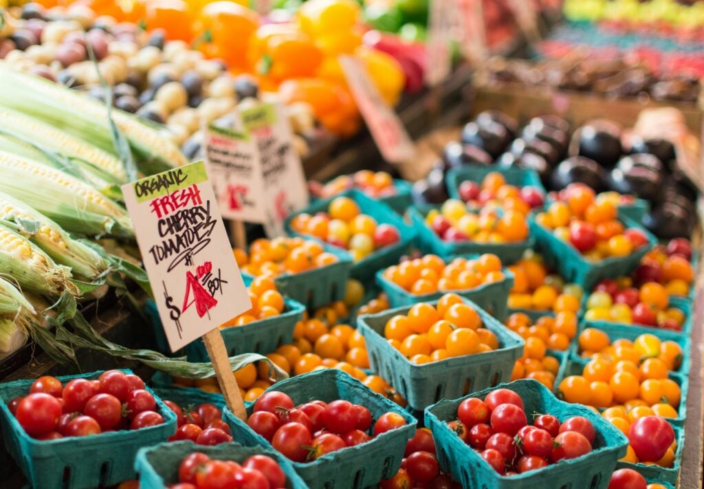 farmers market work for teens